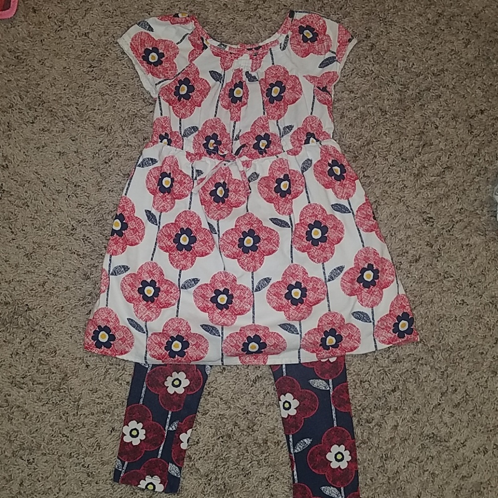 Super cute Old Navy set!